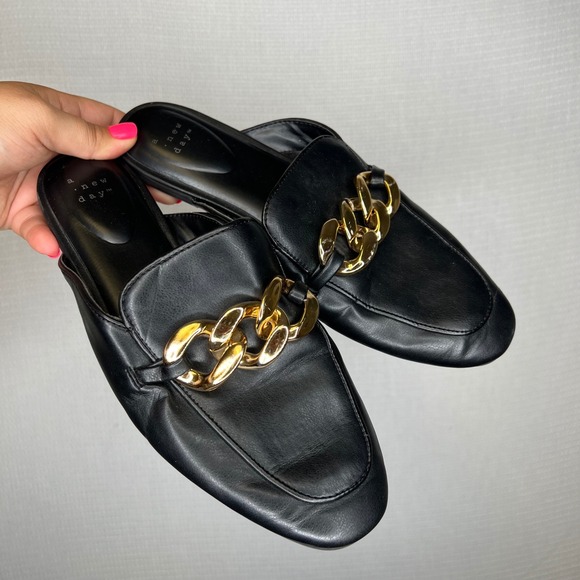 A New Day Black Mules Gold Chain Detail Slip On Loafers Size 9.5 - Picture 1 of 6